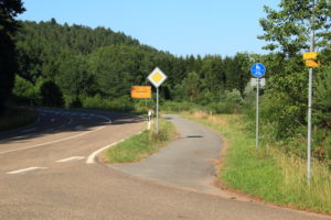 220 m Radweg an 12 km Landesstraße