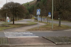 „Anderer Radweg“ oder Gehweg?