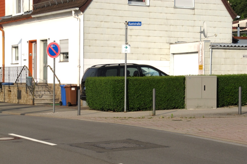 HBR-Wegweiser Kantstraße