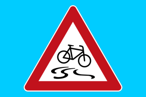 Rutschgefahr auf Holzbrücken